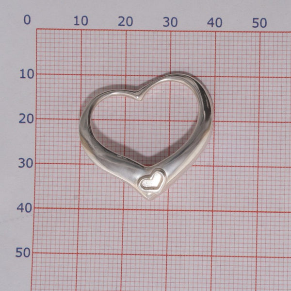 h9 Anhänger Herz geschwungen modern Herz in Herz - Foto Grösse auf Millimeterpapier