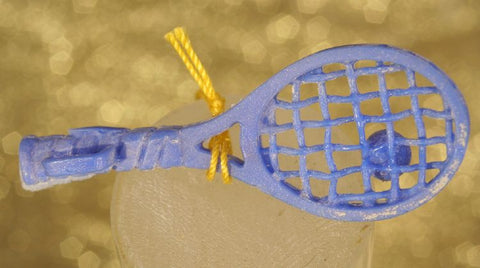 G0001_0-3g Anhänger Tennisschläger mit Ball - Foto Gussmodell in Wachs in den angegebenen Materialien erhältlich