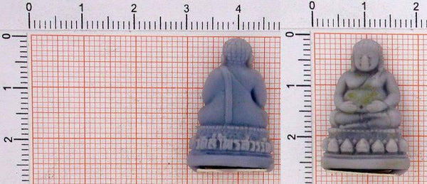 v186b_1-6g Buddha Anhänger - Foto Grösse auf Millimeterpapier