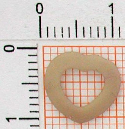 h8_0-1g Anhänger Herz - Foto Grösse auf Millimeterpapier