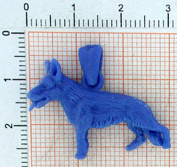 t32a_0-8g Anhänger Schäferhund hechelnd - Foto Grösse auf Millimeterpapier