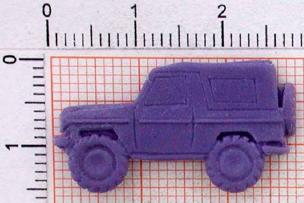 tb365_0-5g Anhänger Jeep - Foto Grösse auf Millimeterpapier