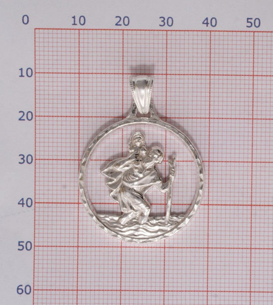 v112b Christophorus Amulett - Foto Grösse auf Millimeterpapier