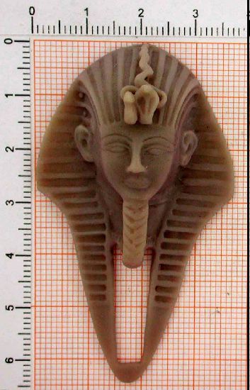 v115a_5-4g Pharao Tutanchamun Anhänger - Foto Grösse auf Millimeterpapier
