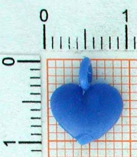 v91c_0-1g kleiner Schmuck Herz Anhänger - Foto Grösse auf Millimeterpapier